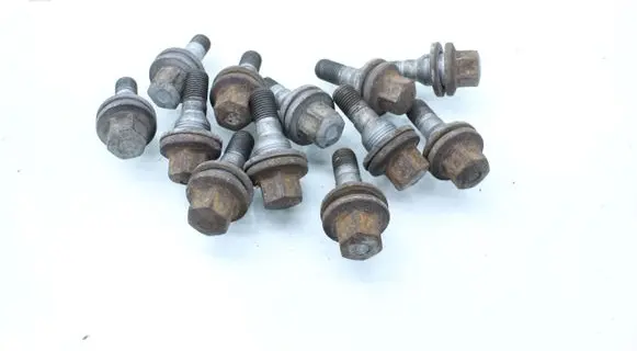 Peugeot 3008 I Nuts/bolts 
