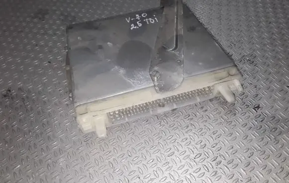 Volvo S70 V70 V70 XC Engine control unit/module P01270298 0281001591 17390603