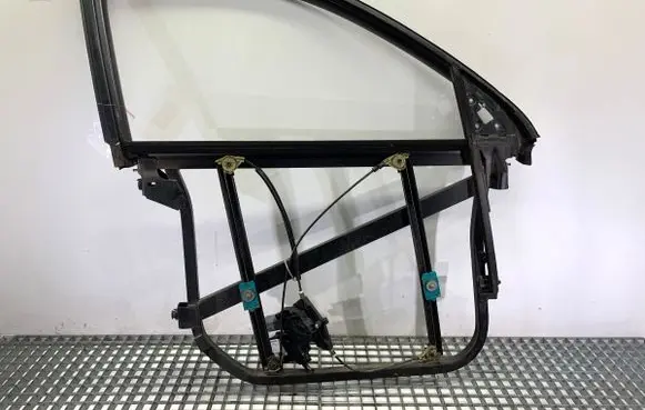 Volkswagen Touareg I Front door window regulator with motor 