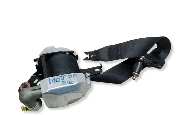 Hyundai i10 Front seatbelt 88820B9100