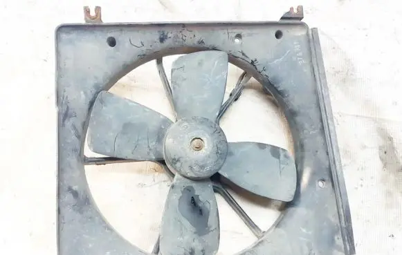 Honda Accord Radiator cooling fan shroud