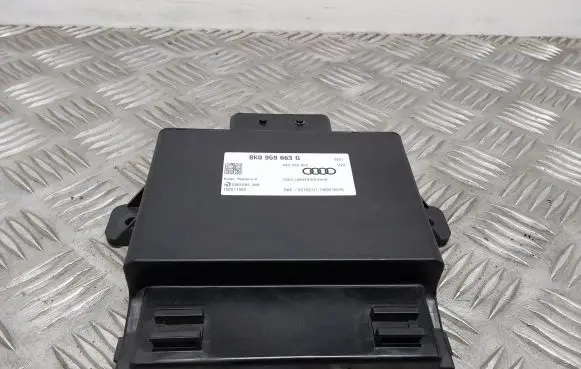 Skoda Yeti (5L) Power management control unit 8K0959663G