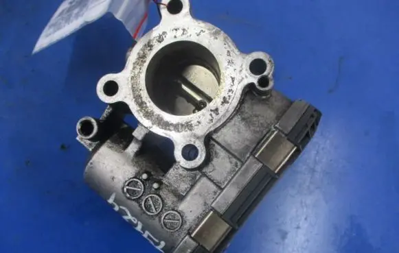 Smart ForTwo I Throttle body valve 0003094V006