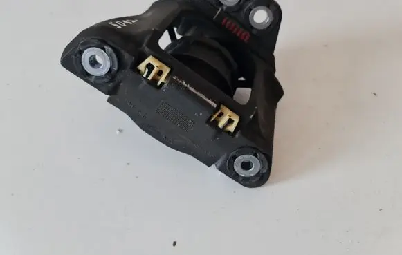 Volvo XC60 Engine mount bracket 326F22