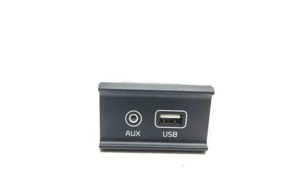 KIA Sportage USB socket connector 96120C5000