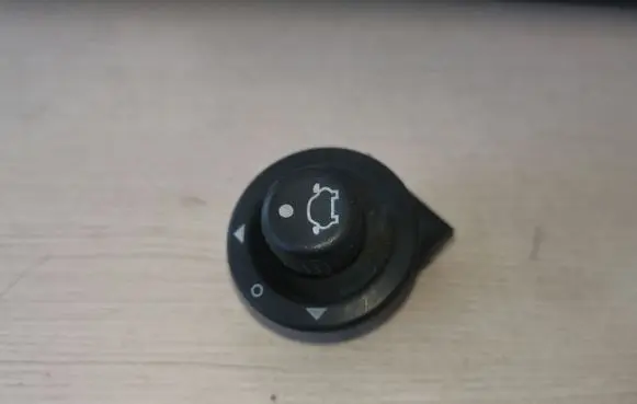 Ford Transit Wing mirror switch 93BG17B676BB