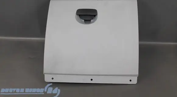 Dacia Sandero Glove box lid/cover 