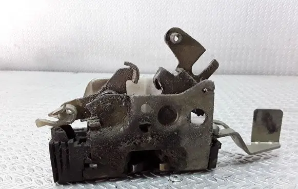 Peugeot Boxer Front door lock