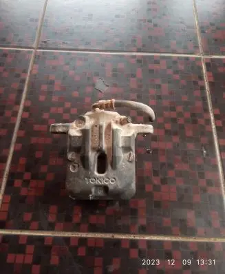 Subaru Legacy Rear brake caliper