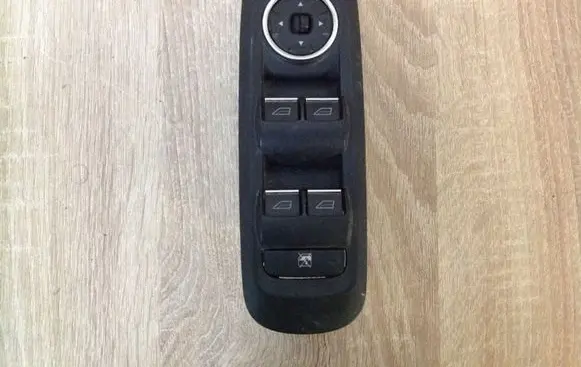 Ford Mondeo MK IV Electric window control switch 7S7T14A132AB A1809770318