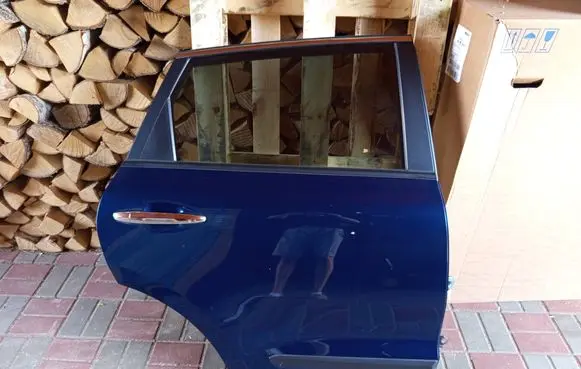 Rear door