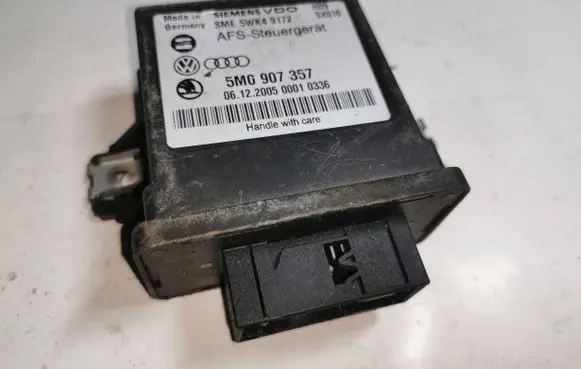 Volkswagen Golf Plus Light module LCM 5M0907357 5WK49172