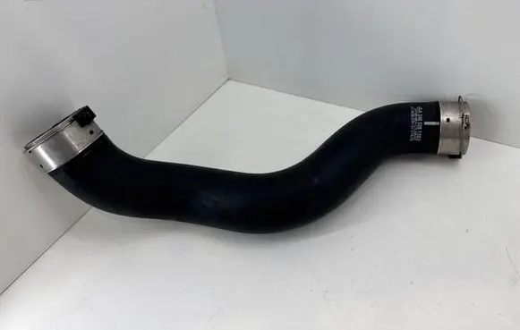 Mercedes-Benz CLA C117 X117 W117 Intercooler hose/pipe A2465281382