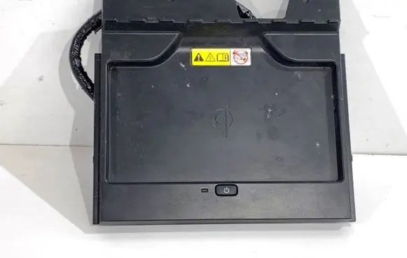 Toyota Camry VIII XV70 Other exterior part 861C033090