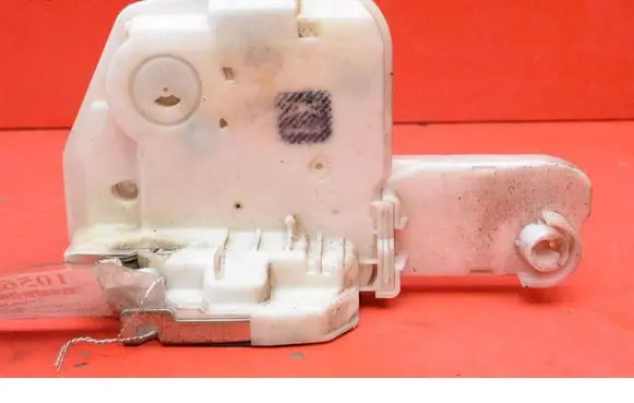 Mitsubishi ASX Front door lock A047218