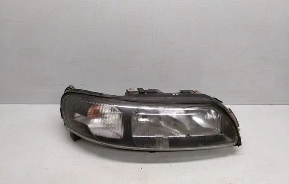 Volvo V70 Headlight/headlamp 89004806 89000387