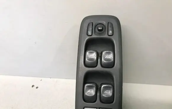 Volvo S60 Electric window control switch 30746074