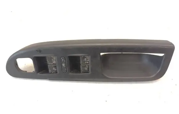 Volkswagen PASSAT B6 Electric window control switch 3C1867171