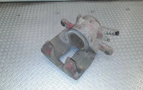 Mercedes-Benz B W245 Front brake caliper 