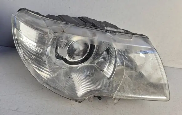 Skoda Superb B6 (3T) Headlight/headlamp 3T1941016E 24704710000042 1ZS24704710