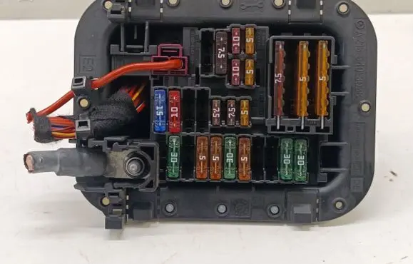 Mercedes-Benz E W213 Fuse module A2135403038