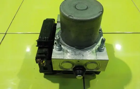 Land Rover Range Rover Sport L320 ABS Pump 7H422C405AE