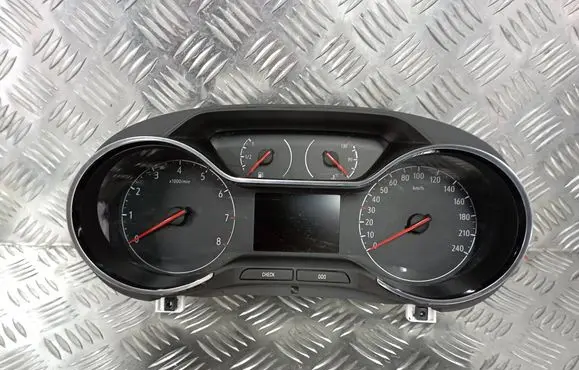 Opel Grandland X Speedometer (instrument cluster) 9836027780