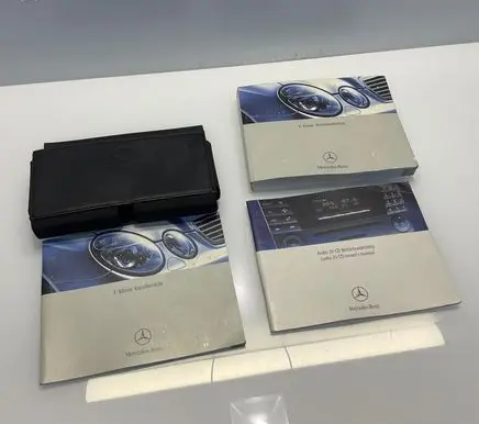 Mercedes-Benz E W211 Owners service history hand book 