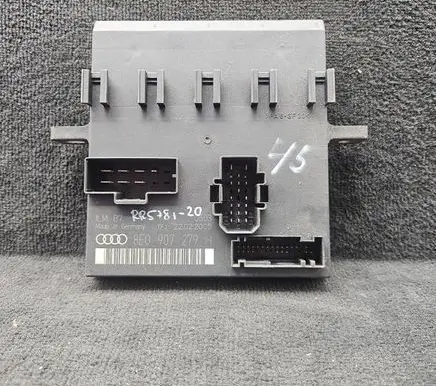 Audi A4 S4 B6 8E 8H Comfort/convenience module 8E0907279H