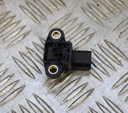 Mercedes-Benz C W205 Air pressure sensor A0101537228 0261230440