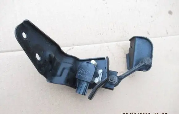 Honda CR-V Front height sensor lever 2D1212 B1457452