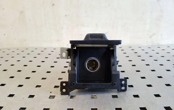 Mitsubishi Pajero 12 V Socket (front) 
