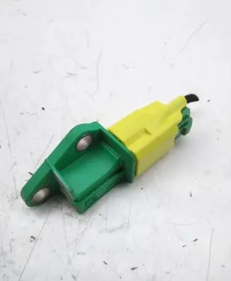 Volkswagen Scirocco Airbag deployment crash/impact sensor