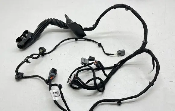 Chrysler Pacifica Front door wiring loom P68476532AA 68476532AA