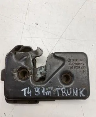 Volkswagen Transporter - Caravelle T4 Tailgate/trunk/boot lock/catch/latch 701829211