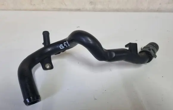 Mercedes-Benz B W245 Engine coolant pipe/hose A6402001452