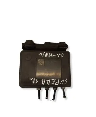 Skoda Superb B8 (3V) ABS Pump 28515876323 10062536491 5Q0614517CH
