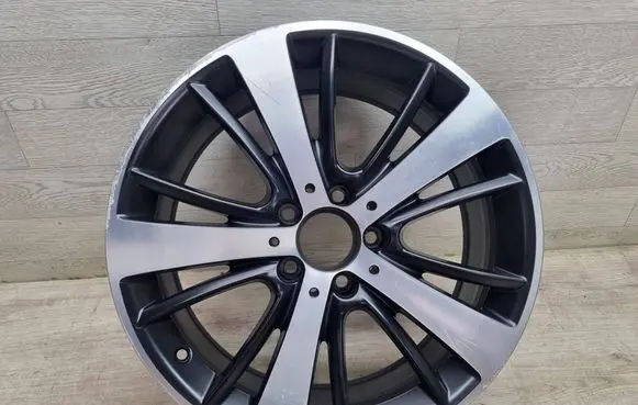 Mercedes-Benz SLK R172 R18 alloy rim A1724011600