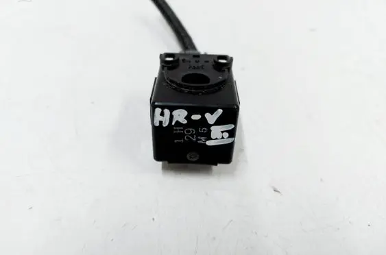 Honda HR-V Front door speaker 068900-6460