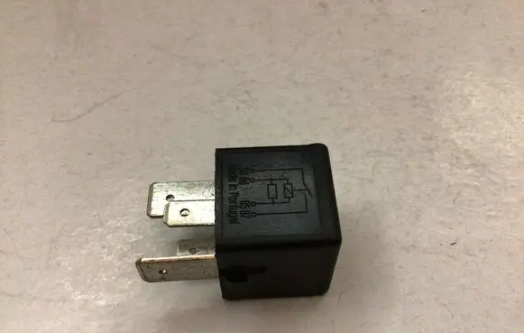 Skoda Octavia Mk2 (1Z) Other relay 1K0906253A