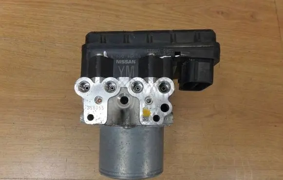 Infiniti Q50 ABS Pump 476604GK0A 4GK0A