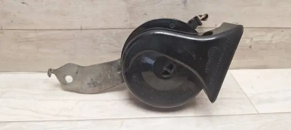 Mazda 3 II Horn signal 0092018 E20092018
