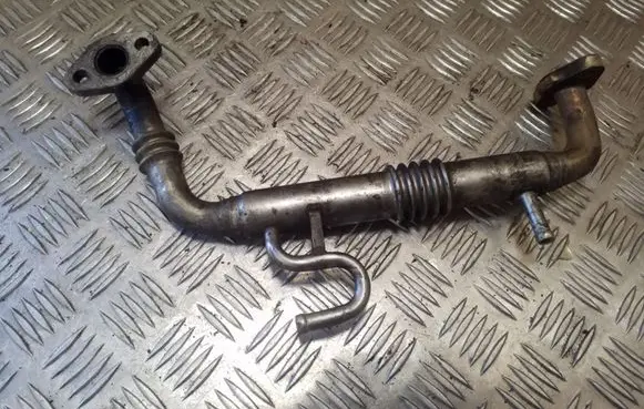 Toyota Avensis Verso EGR valve line/pipe/hose