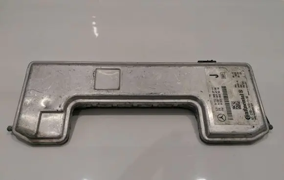 Windshield/windscreen camera