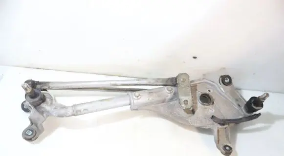 Honda Accord Front wiper linkage 