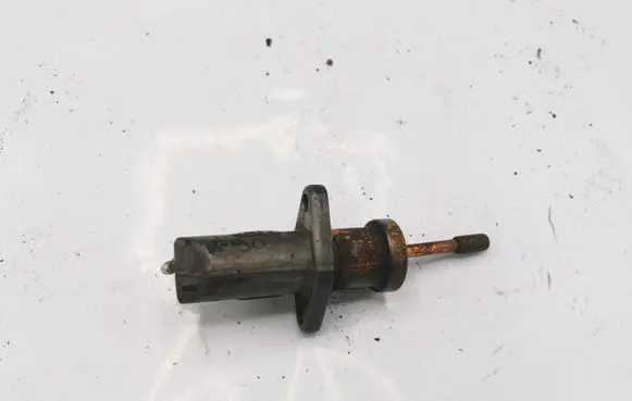 BMW 3 E90 E91 Clutch slave cylinder G73613 6642