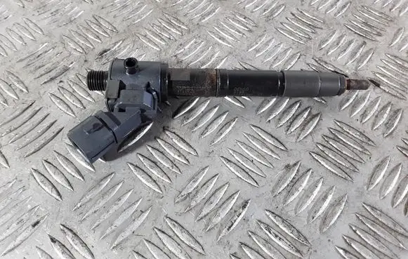 Volvo V60 Fuel injector 31405404 018011T31397 VEA132370010AAB