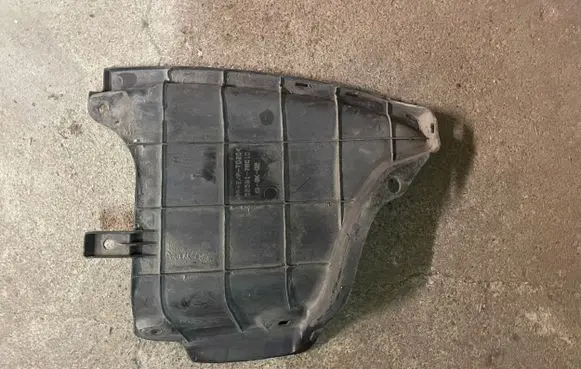 Lexus CT 200H Other under body part 5259176010