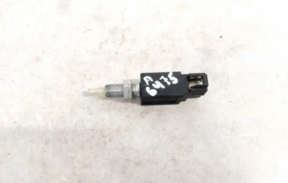 Subaru Outback Brake pedal sensor switch 9714h