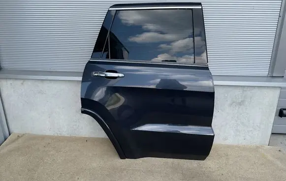 Jeep Grand Cherokee Rear door